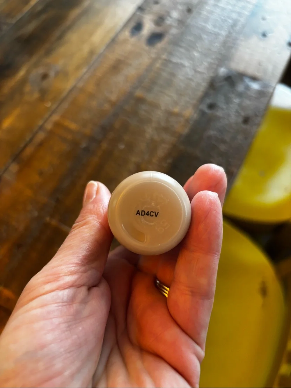 Glossier Perfecting Skin Tint G8 Used 5x ~90% Full ☮️
